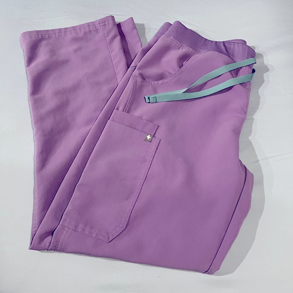 FIGS Lilac Dawn Kade scrub pants SP